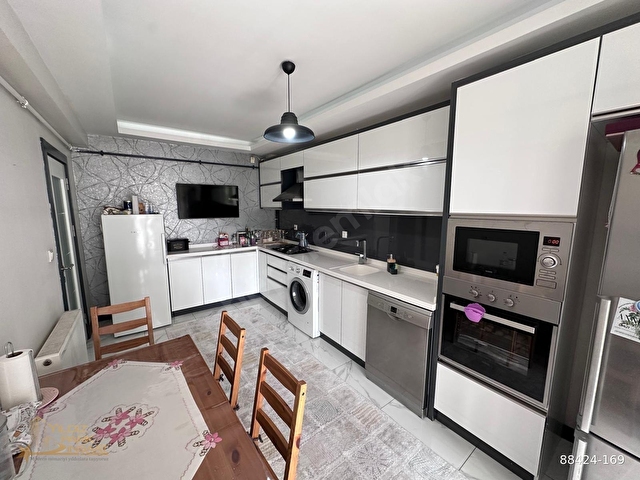 YILDIZPARKTAN MALAZGİRT CAD. YAKINI FULL YAPILI 3+1 KUPON DAİRE - Görsel 3