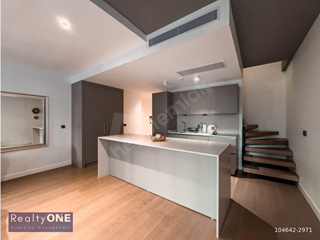 Rental Flat In Galata 2+1 New Building Furnished with Garden and Parking Lot - Görsel 10