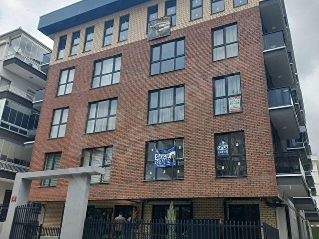ŞEHRİN MERKEZİNDE MODERN MİMARİYLE KONFORLU YAŞAM 1+1 DAİRE - Görsel 18