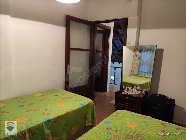 İzmir Çeşmede Sitede Denize 100m Dubleks 3+1 Satılık YazlıkDaire 50269