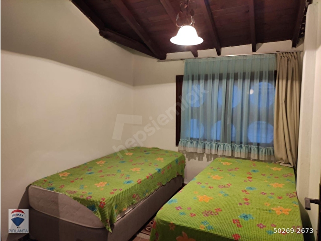 İzmir Çeşmede Sitede Denize 100m Dubleks 3+1 Satılık YazlıkDaire 50269