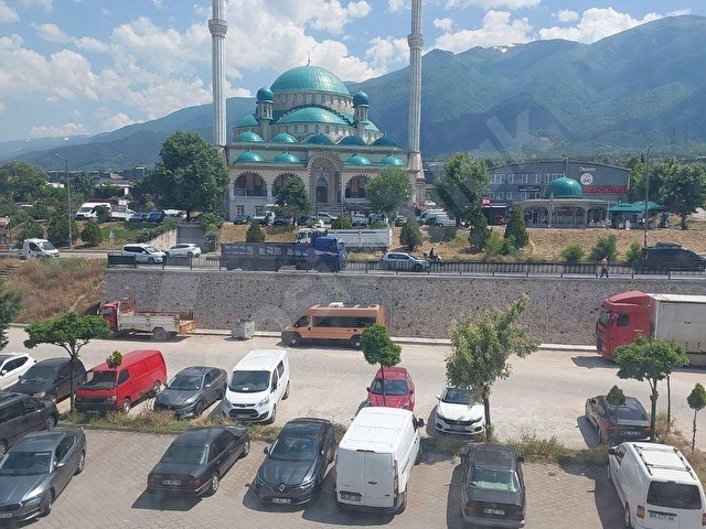 OTOSANSİT İŞMERKEZİ ÜSTKATTA  KİRALIK 92m2 KÖŞE BÜRO-OFİS - Görsel 19