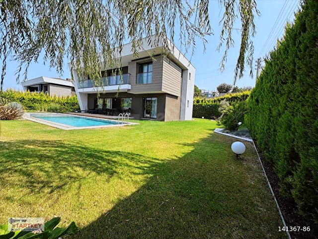 Çeşme Ayo Yorgi Koyu Sakarya Mahallesinde Havuzlu Villa - Görsel 8