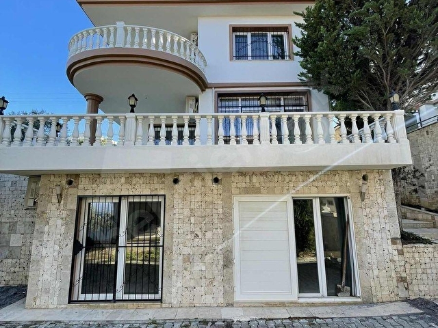 KUŞTURDA DENİZ MANZARALI M2 BÜYÜK SATILIK VİLLA 5+2 MARİNAYA 1DK