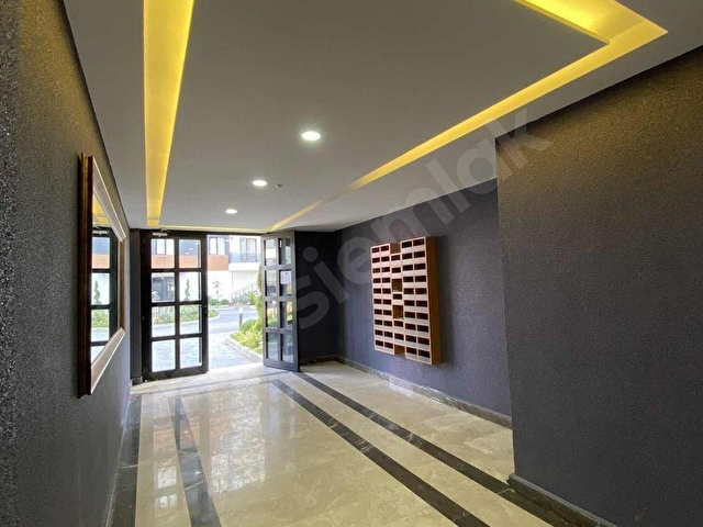 AİLE SİTESİNDE SIFIR 2+1 105M2 EBV BANYO AYRI MUTFAK GENİŞ SALON - Görsel 11