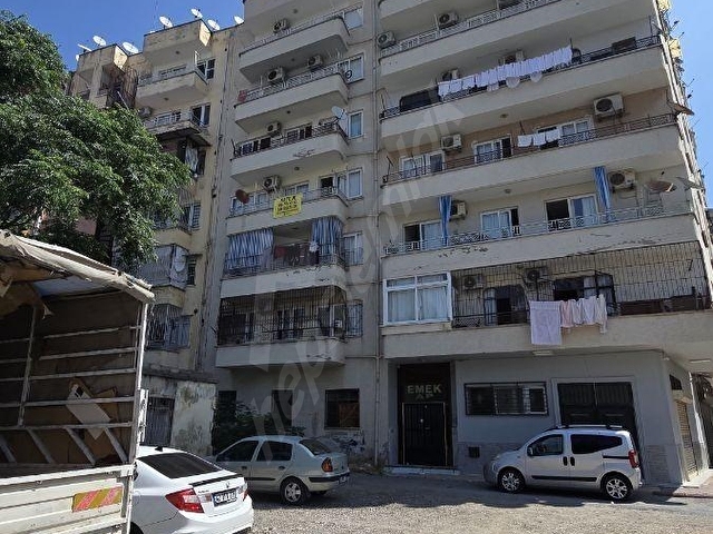 AKDENİZ BAHÇE MAHALLESİNDE 3+1 UYGUN FİYATLI SATILIK DAİRE - Görsel 2