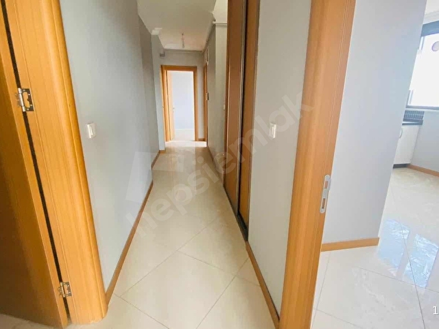 SRL DEN KÜÇÜKYALI ÇINARDA 4+2 DENİZ MANZARALI TERASLI DUBLEKS - Görsel 25
