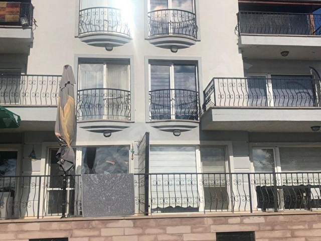 GÖLBAŞI KARŞIYAKA MAHALLESİNDE BİRCANDAN  8+2  GÖL MANZARALI 710m² ARSA İÇERİSİNDE MÜSTAKİL VİLLA