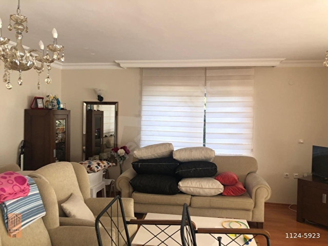 GÖLBAŞI KARŞIYAKA MAHALLESİNDE BİRCANDAN  8+2  GÖL MANZARALI 710m² ARSA İÇERİSİNDE MÜSTAKİL VİLLA - Görsel 14
