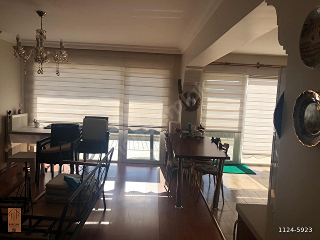 GÖLBAŞI KARŞIYAKA MAHALLESİNDE BİRCANDAN  8+2  GÖL MANZARALI 710m² ARSA İÇERİSİNDE MÜSTAKİL VİLLA - Görsel 18