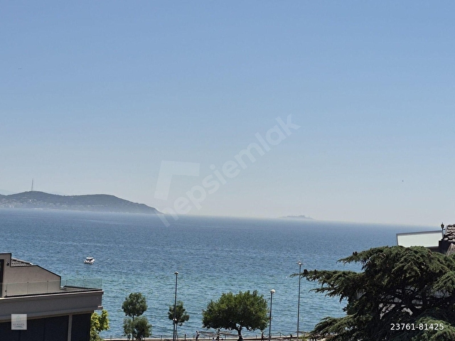 ARMADADAN CADDEBOSTAN SAHİLİN ENGÜZEL KONUMUNDA DENİZ MANZARALI