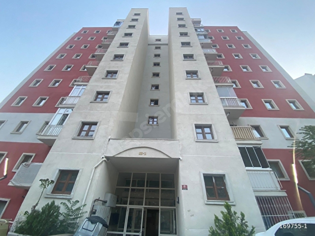 ARAKAT 4+1 AKADEMİYE YÜRÜME MESAFESİNDE FIRSAT DAİRE !!