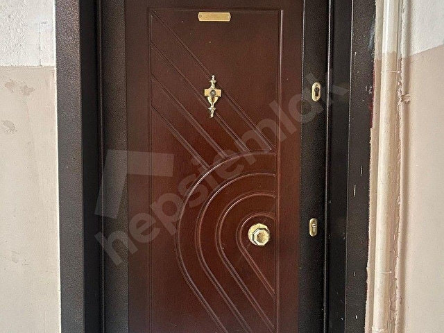 EFE GAYRİMENKULDEN KİRALIK 3+1  CADDE ÜSTÜ ÖN CEPHE - Görsel 2