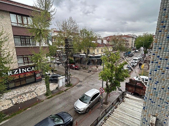 EFE GAYRİMENKULDEN KİRALIK 3+1  CADDE ÜSTÜ ÖN CEPHE - Görsel 7