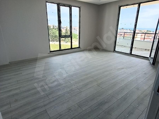 4+1 DAİRE 125 M2 DENİZ MANZARALI ARAÇ TAKAS YAPILIR