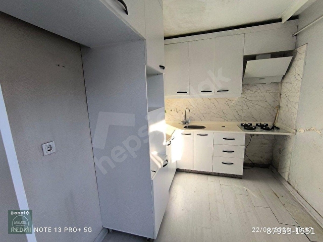 Sultan Selim Mahallesinde kiralık 2+1 daire - Görsel 6