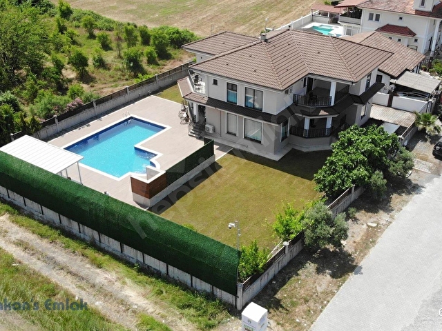 Sığla Ormanına Komşu, Köyceğiz Gölüne Yürüme Mesafesinde Lüks Villa - Görsel 2