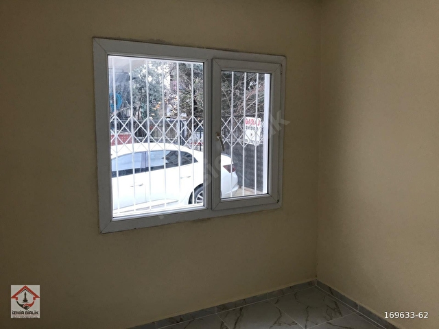 HÜRRİYET MAHALLESİNDE TEK KATLI MÜSTAKİL BİNA - Görsel 9