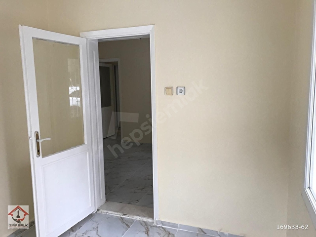HÜRRİYET MAHALLESİNDE TEK KATLI MÜSTAKİL BİNA - Görsel 12