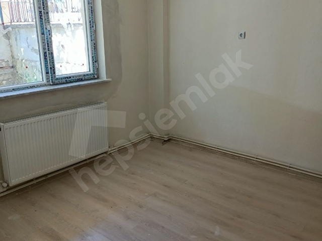 AKASLAN EMLAKTAN KİRALIK 2+1 DAİRE