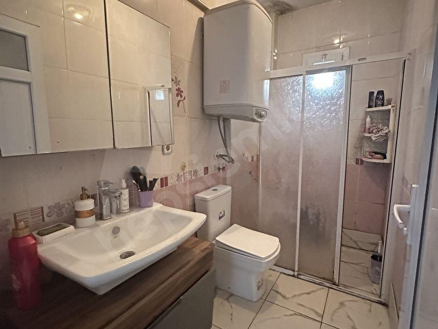 ÇANDARLI SAHİL PLAJ CADDESİNDE DENİZE SIFIR SATILIK BİNA - Görsel 18