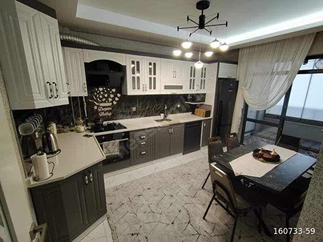 VİLLA TAKASINA AÇIK LÜKS YAPILI 3+1 ARAKAT DAİRE - Görsel 9