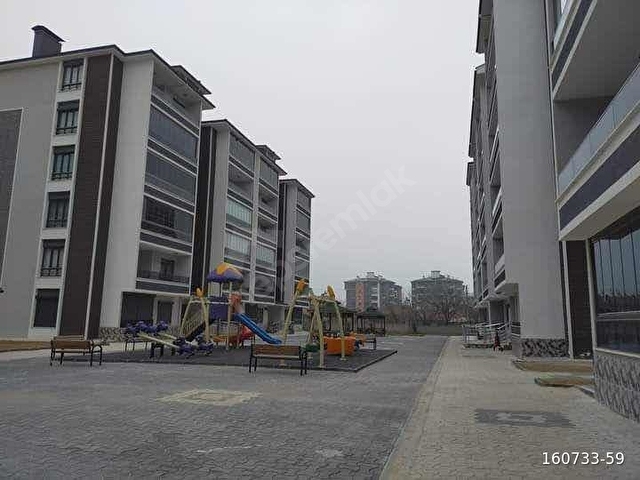 VİLLA TAKASINA AÇIK LÜKS YAPILI 3+1 ARAKAT DAİRE - Görsel 15