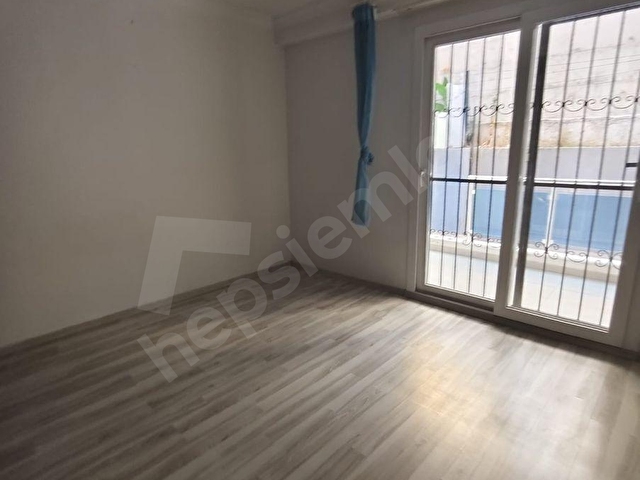 Küçük Çiğli Mahallesinde Ebeveyn Banyolu 3+1 Kiralık Daire - Görsel 18