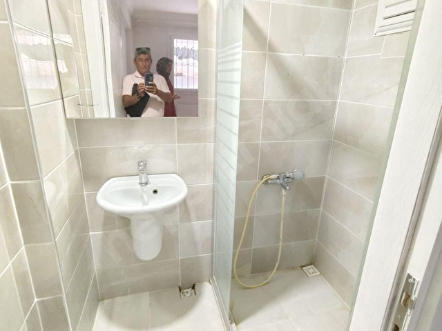 Küçük Çiğli Mahallesinde Ebeveyn Banyolu 3+1 Kiralık Daire - Görsel 22