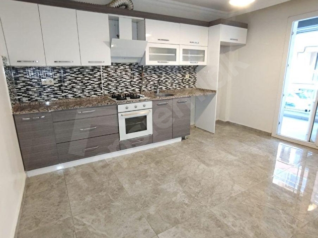 Küçük Çiğli Mahallesinde Ebeveyn Banyolu 3+1 Kiralık Daire - Görsel 15