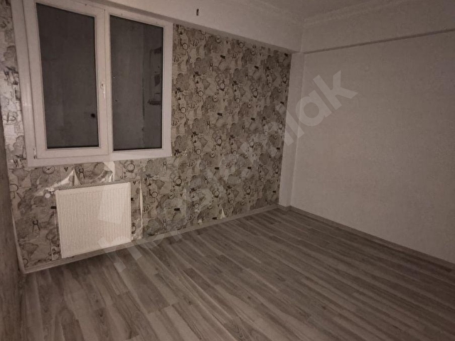 Küçük Çiğli Mahallesinde Ebeveyn Banyolu 3+1 Kiralık Daire - Görsel 21