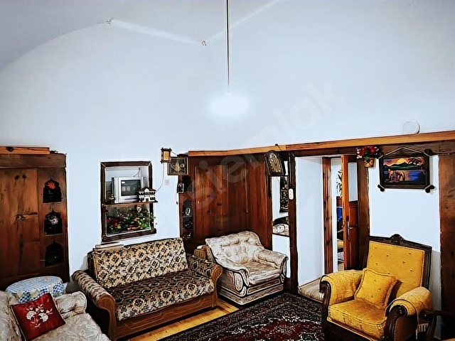 TAN EMLAKTAN SAFRANBOLU ULU CAMİ YANINDA SATILIK BAHÇELİ EV - Görsel 14