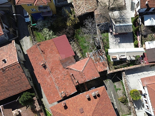 TAN EMLAKTAN SAFRANBOLU ULU CAMİ YANINDA SATILIK BAHÇELİ EV - Görsel 4
