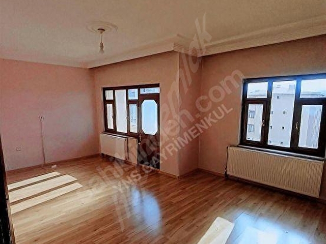 KAZIM KARABEKİR CADDESİNDE SATILIK GENİŞ 3+1 DAİRE
