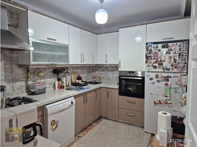 ÖZPA - BAHÇELİEVLERDE 135 M2 FULL TADİLATLI LÜKS KİRALIK 3+1 - Görsel 9