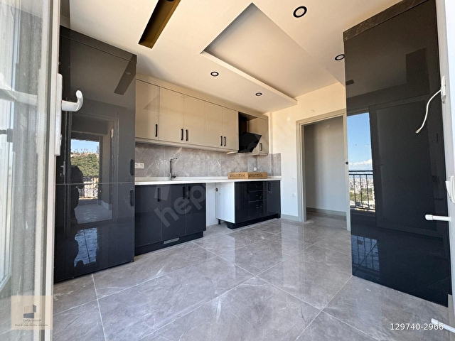 ŞEHİR HASTANESNE 2 DK MESAFEDE ANTALYA MANZARALI GENİŞ+FERAH 2+1