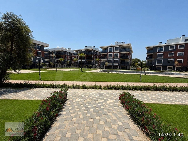 ROSA GAYRİMENKUL’DEN HAVUZLU SİTEDE 3+1 SATILIK DAİRE - Görsel 11