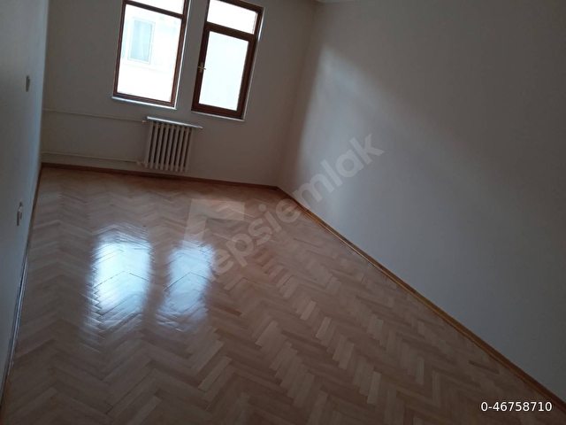 ÇANKAYA-MENEVİŞDE 4+1 210 m2 2 BANYO KAPALI VE AÇIK GARAJLI - Görsel 20