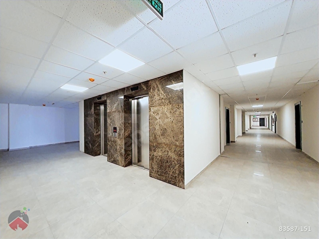 İzmir Gıda Çarşısında 1+0 Oda 42 m2 Net Kiralık Ofis - Görsel 15