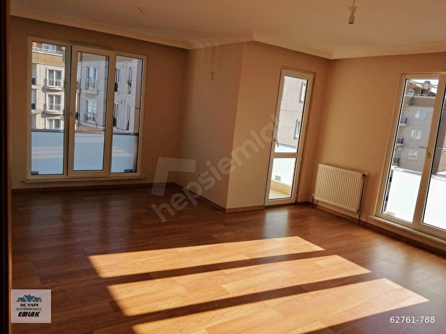 ÇEKMEKÖY TAŞDELENDE SİTE İÇİNDE KİRACILI DAİRE 7 KATTA - Görsel 4