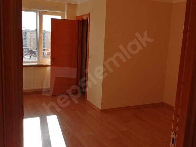 ÇEKMEKÖY TAŞDELENDE SİTE İÇİNDE KİRACILI DAİRE 7 KATTA - Görsel 7