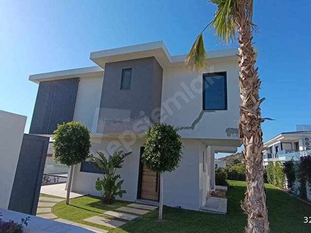 FOR SALE & FOR RENTTEN 4+1 ILICA ŞAHİN TEPESİNDE  500M2  MÜSTAKİL  HAVUZLU  LUX VİLLA