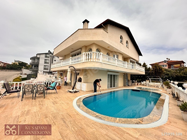 KUSADASI KADINLAR DENIZINDE HAVUZLU MÜSTAKIL VILLA - Görsel 2