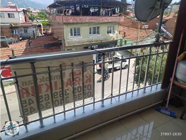 Salihli Cin EmlaktanDedetaşı Mah Kiralık Eşyalı 2+1 100 M2 Asansörlü Doğalgazlı Daire - Görsel 3