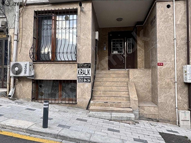 Gümüşsuyunda Merkezi Konumda Genç Binada 1+1 Kiralık Daire - Görsel 13