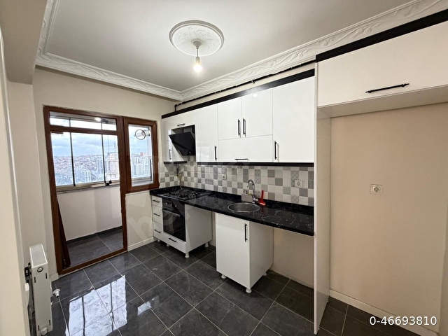 EYÜPSULTANDA BUTİK SİTEDE MÜTEAHHİTTEN FIRSAT DAİRE - Görsel 10
