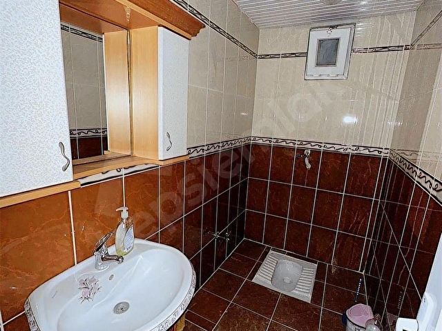 SAKARYA MAH 710 m2 ARSA İÇİNDE 2.5 KATLI MÜSTAKİL EV - Görsel 10