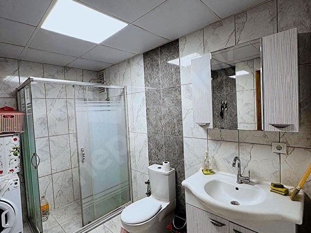 SAKARYA MAH 710 m2 ARSA İÇİNDE 2.5 KATLI MÜSTAKİL EV - Görsel 4