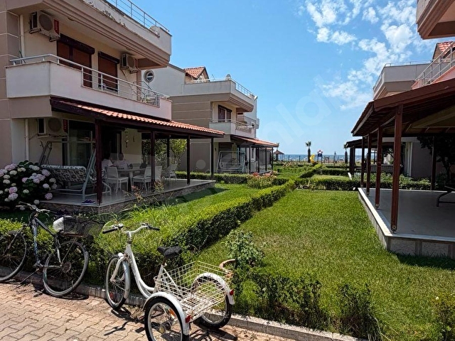 DİKİLİ ÜMMETOĞLUNDAN DENİZE SIFIR 3.SIRA 200 m² BAHÇELİ 4+1 VİLLA - Görsel 2