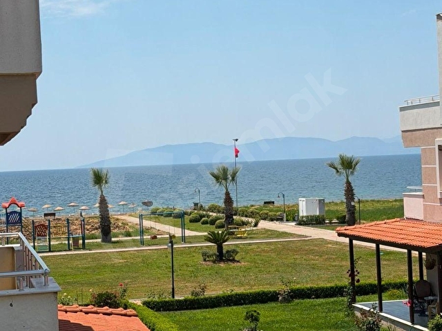 DİKİLİ ÜMMETOĞLUNDAN DENİZE SIFIR 3.SIRA 200 m² BAHÇELİ 4+1 VİLLA - Görsel 27